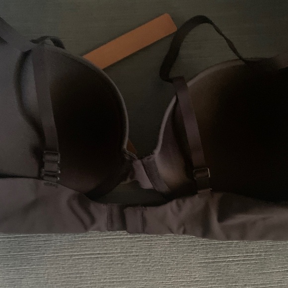 SKIMS Women's Black Push-up Demi Bra NWT Size 36B - Picture 4 of 5